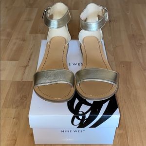 NWT Nine West sandals